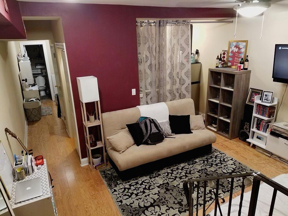 1st image of 1223 W Diversey Pkwy