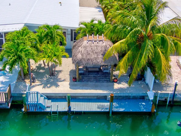 441 10th St, Key Colony Beach, FL 33051