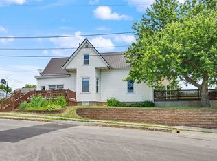 805 Lawther St, Dubuque, IA 52001