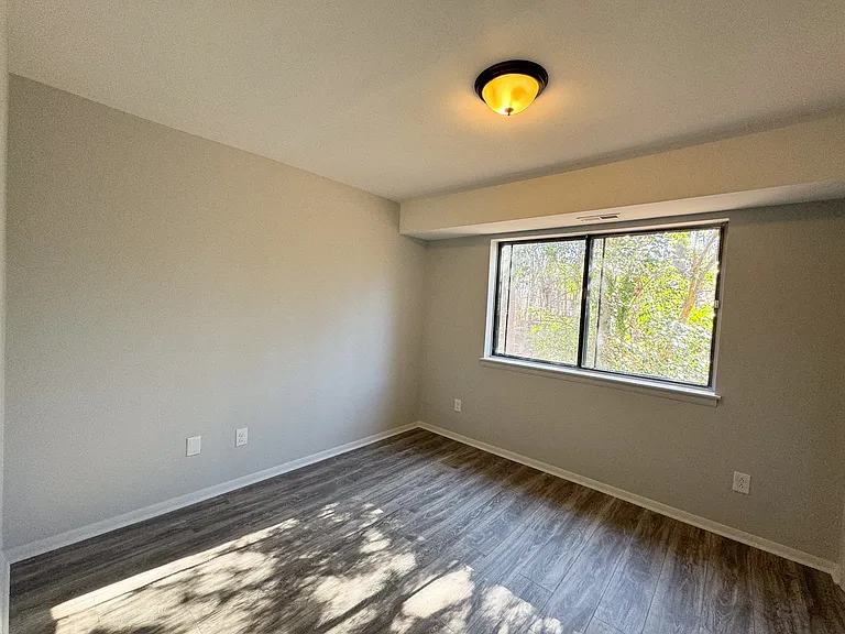 1287 Schaub Dr #1-E — Photo 14
