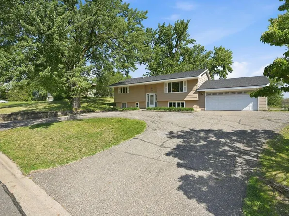 1604 W 131st St, Burnsville, MN 55337