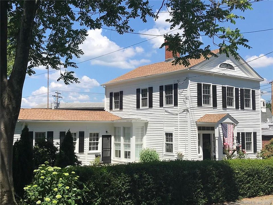 26 Main Street