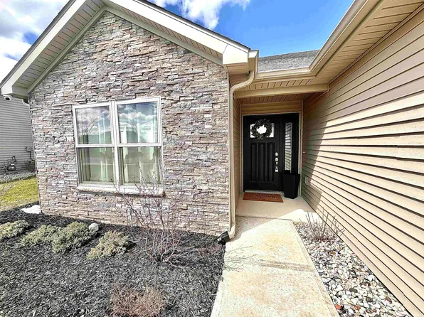 2578 Hogans Aly, Decatur, IN 46733