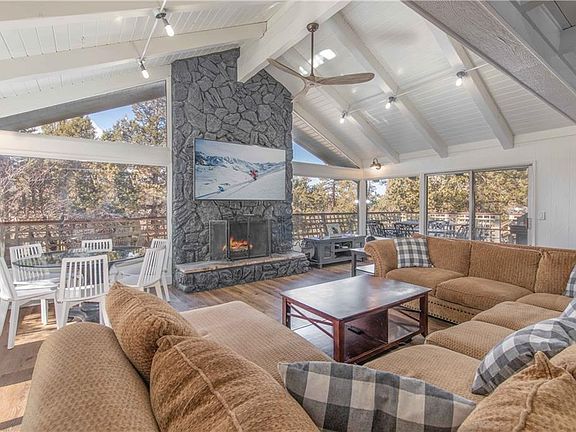 2nd image of 822 Tehama Dr