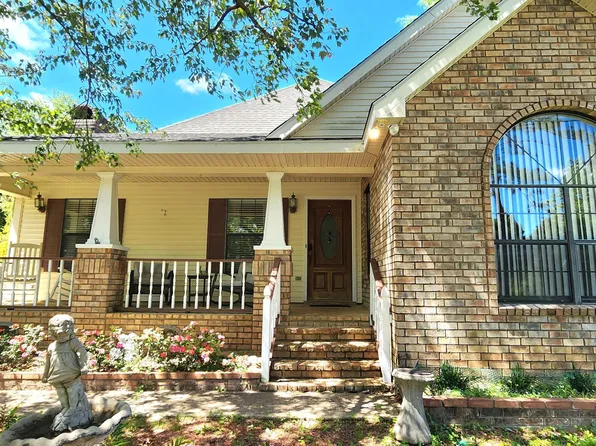 96498 Diamondhead Dr W, Diamondhead, MS 39525