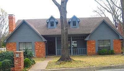 1st image of 5802 Sheffield Dr