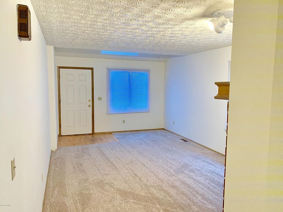 8031 E 36th Ave Anchorage, AK, 99504 - Apartments for Rent | Zillow