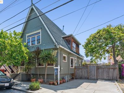 2132 Haste St, Berkeley, CA, 94704