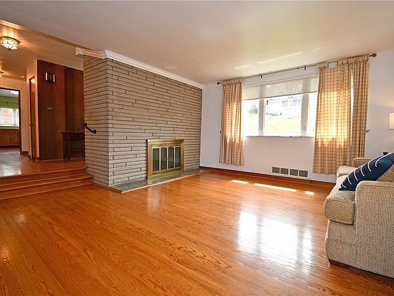 5th image of 60 Swallow Hill Rd