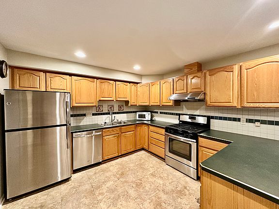 4th image of 778 Troywood Dr