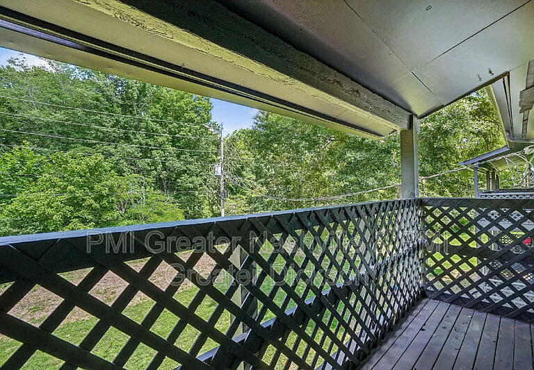 The Grove at Spring — Photo 19