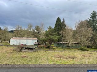 38318 Harrington Dr, Lebanon, OR 97355