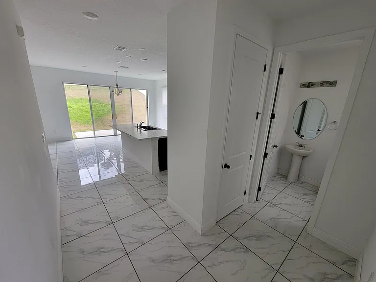 2499 Spring Breeze Dr — Photo 5