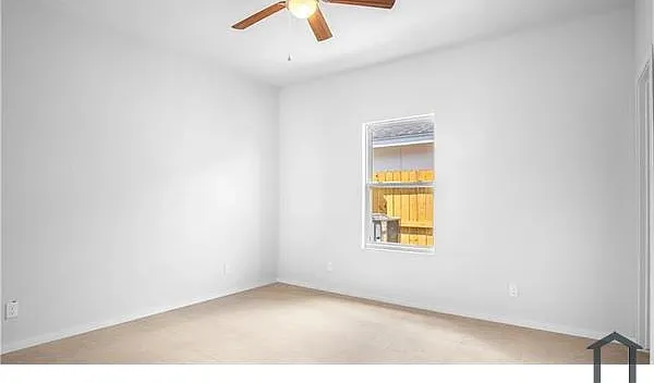 504 N Onyx Ave — Photo 10