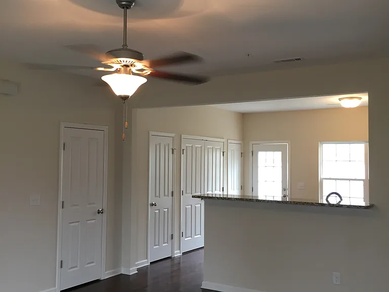 302 Oldbury Ln — Photo 7