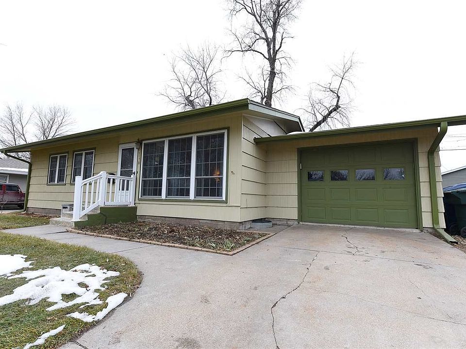 1st image of 3718 D Ave