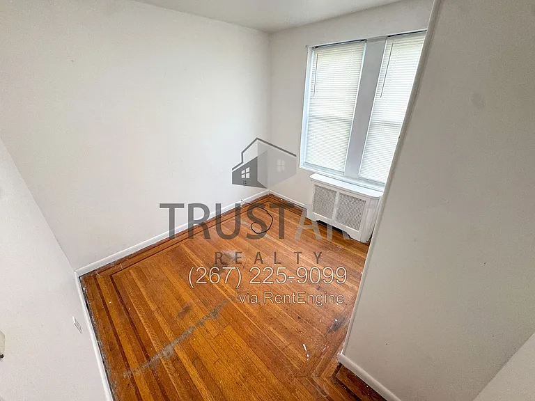 2082 Albright St — Photo 15