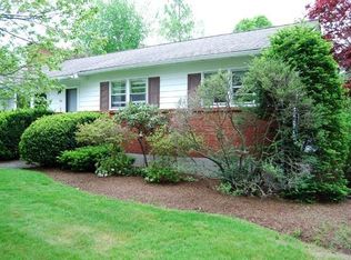 164 Rolling Acres Rd, Lunenburg, MA 01462