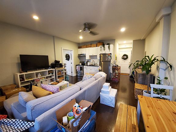 4th image of 65 Bedford St #2