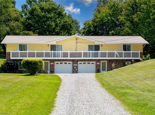4575-4579 Provens Dr, Akron, OH 44319