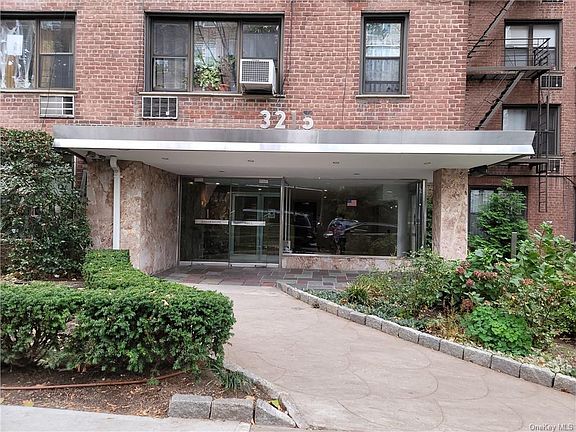 2nd image of 3215 Arlington Ave APT 5F