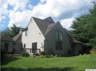 1066 Highlands Dr, Charlottesville, VA
