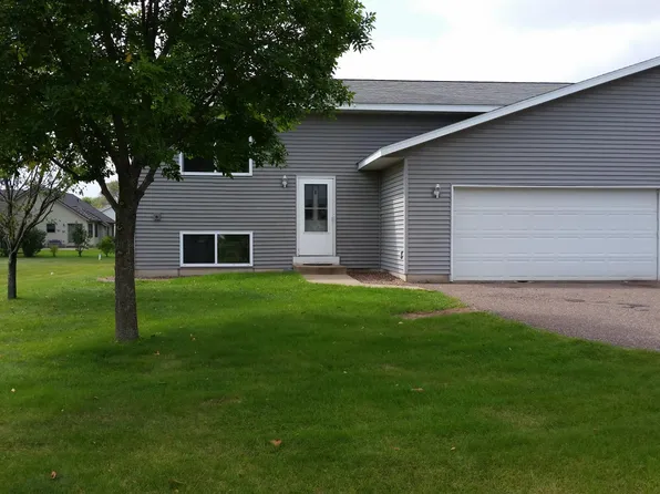 4674 145th St, Chippewa Falls, WI 54729