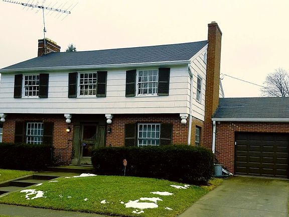 2nd image of 434 Sandalwood Dr