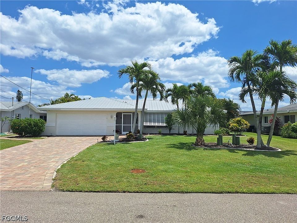 1st image of 3413 SE 18th Ave