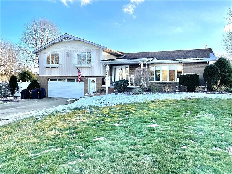 2nd image of 350 Robinson Dr