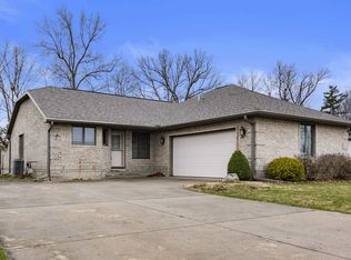 8307 W Ashford Ln, Muncie, IN