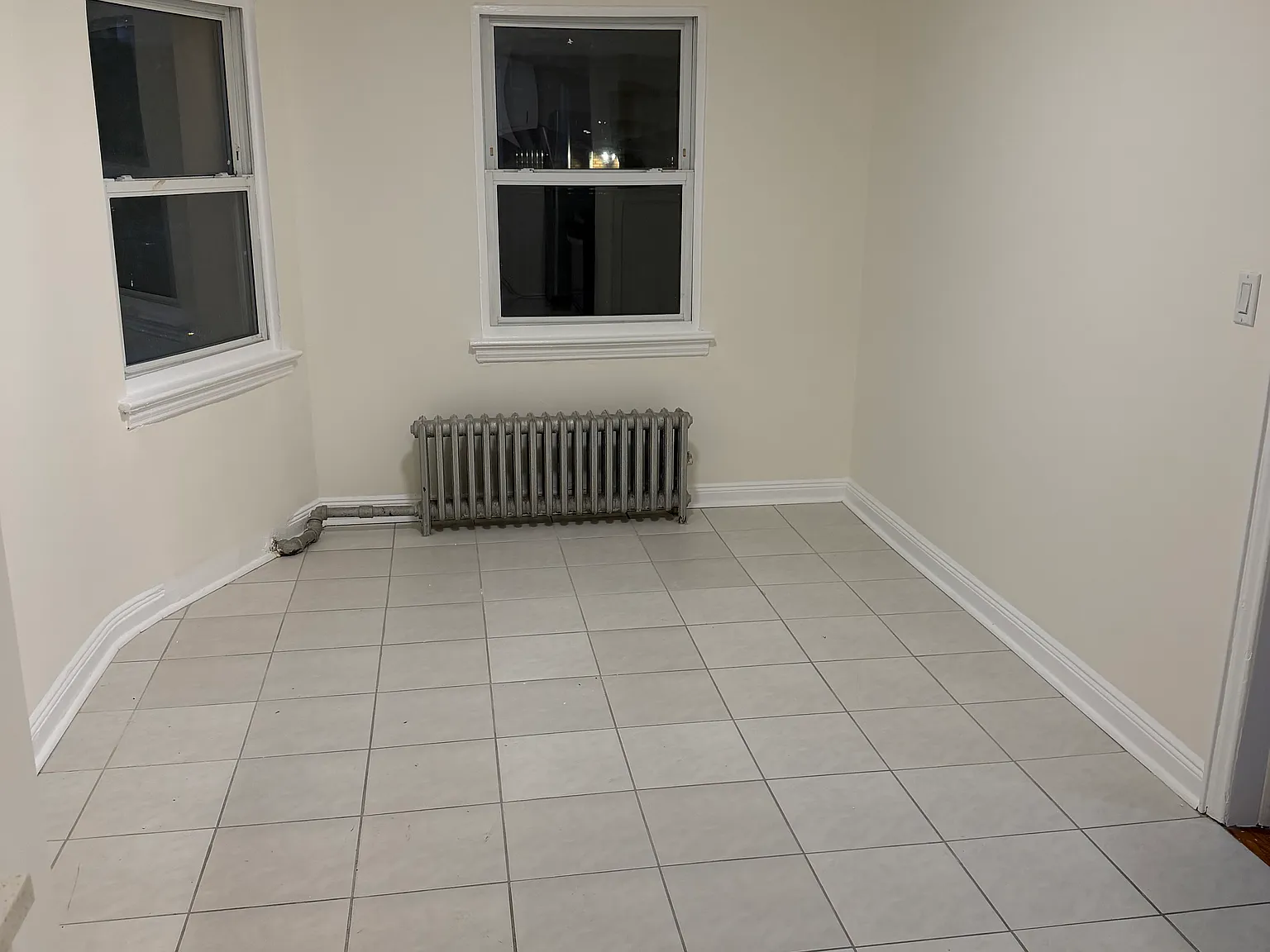 3 bed, $3,000 — Photo 2