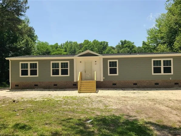 175 Pinto Dr, Moyock, NC 27958