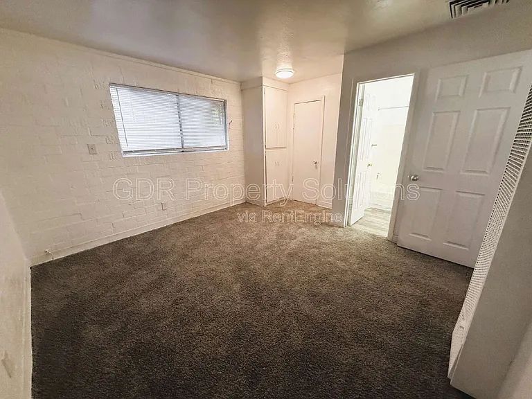 1200 Coal Ave SW #2 — Photo 9