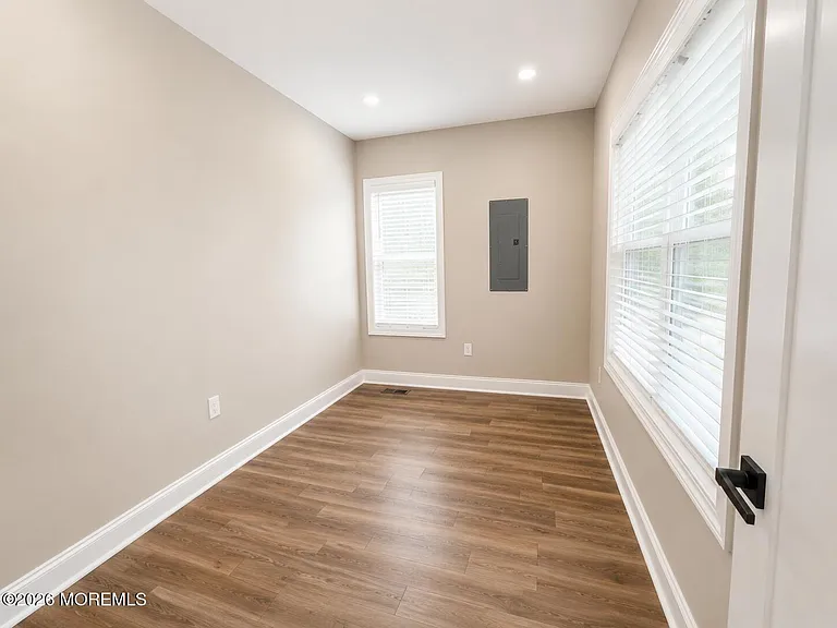 202 Palermo Ave — Photo 23