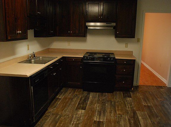 4th image of 1 Pinedale Cir