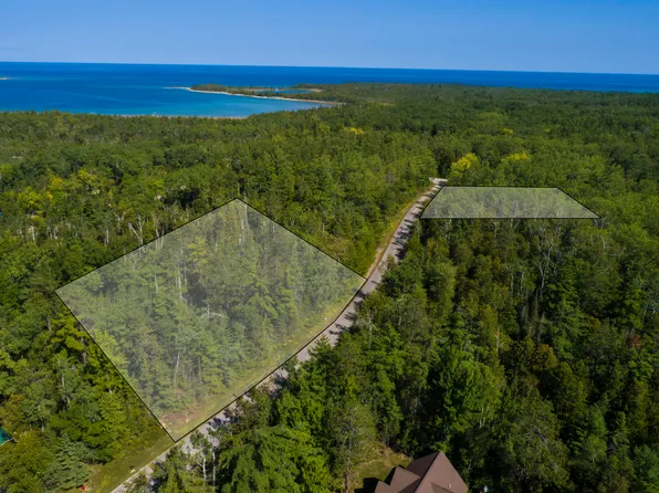 Sunaqua Dr, Presque Isle, MI 49777