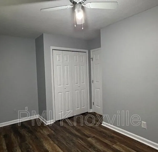 4136 Larigo Dr — Photo 32