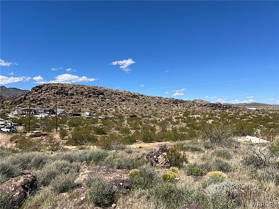 2nd image of 2104 Vista Hermosa Lane