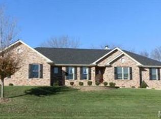 129 Lake Washington Dr, Washington, MO 63090