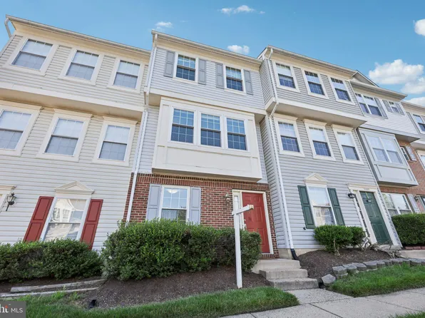 3597 Sherbrooke Cir, Woodbridge, VA 22192