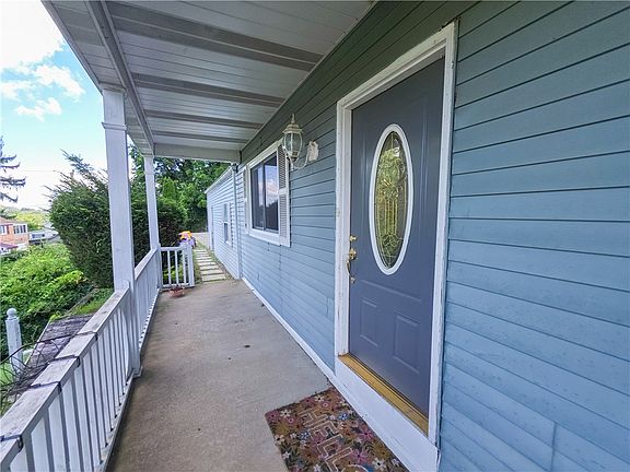 2nd image of 3401 Margaret St