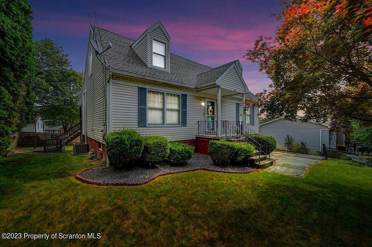 2748 Division St, Scranton, PA 18504 Zillow