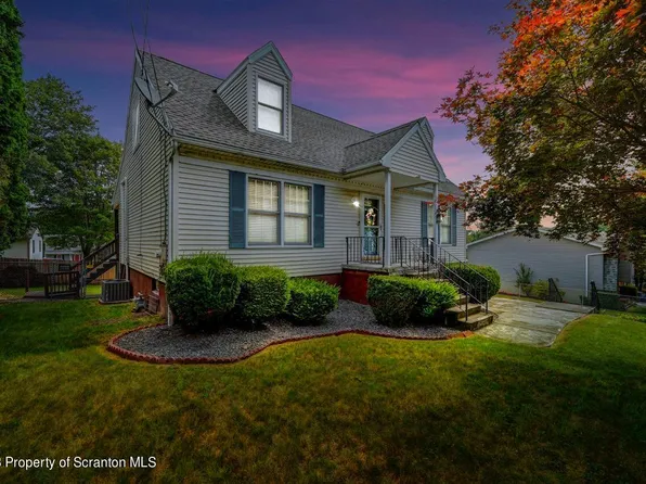 2748 Division St, Scranton, PA 18504