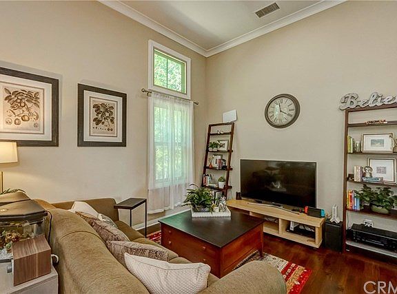 2nd image of 164 Coralwood