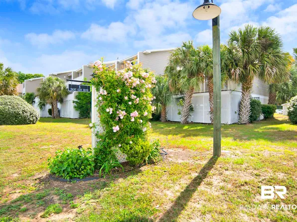 6 Yacht Club Dr APT 109, Daphne, AL 36526