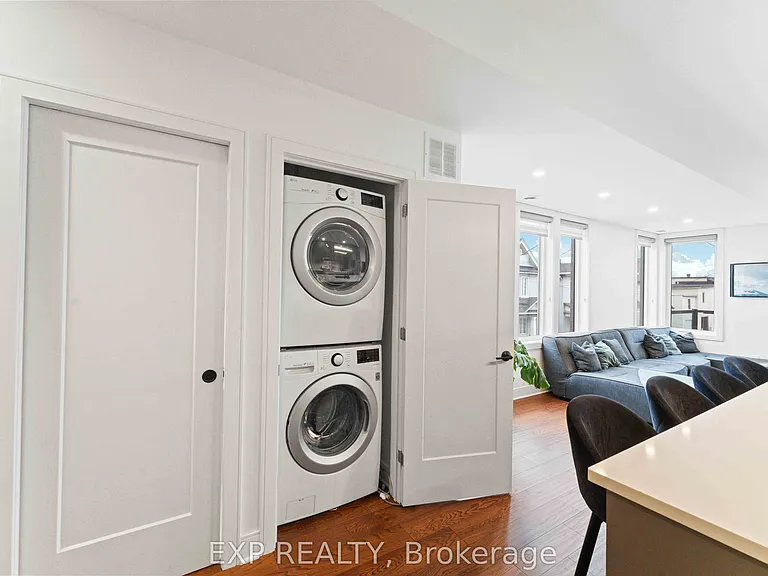 9 Anderson St — Photo 16