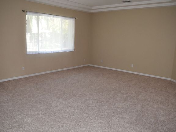 3rd image of 2405 Maybrook Dr