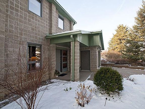 3rd image of 2030 Columbia St