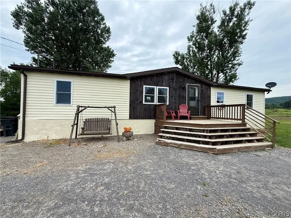 9303 State Route 274, Remsen, NY 13438